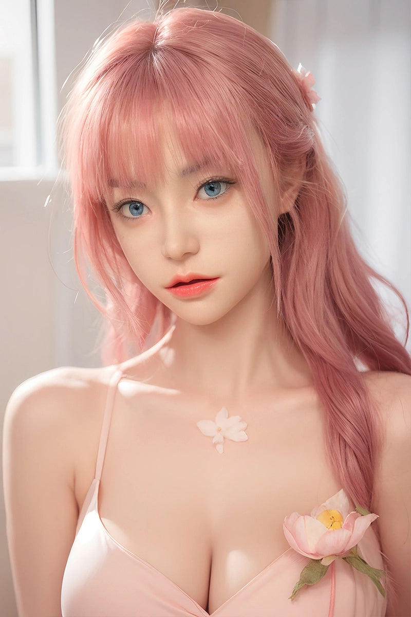 Amy: Silikon-Sexpuppe 164 cm mit mittelgroßen Brüsten