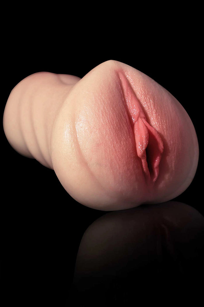 Chloe: 820g schwere realistische Silikon-Vagina