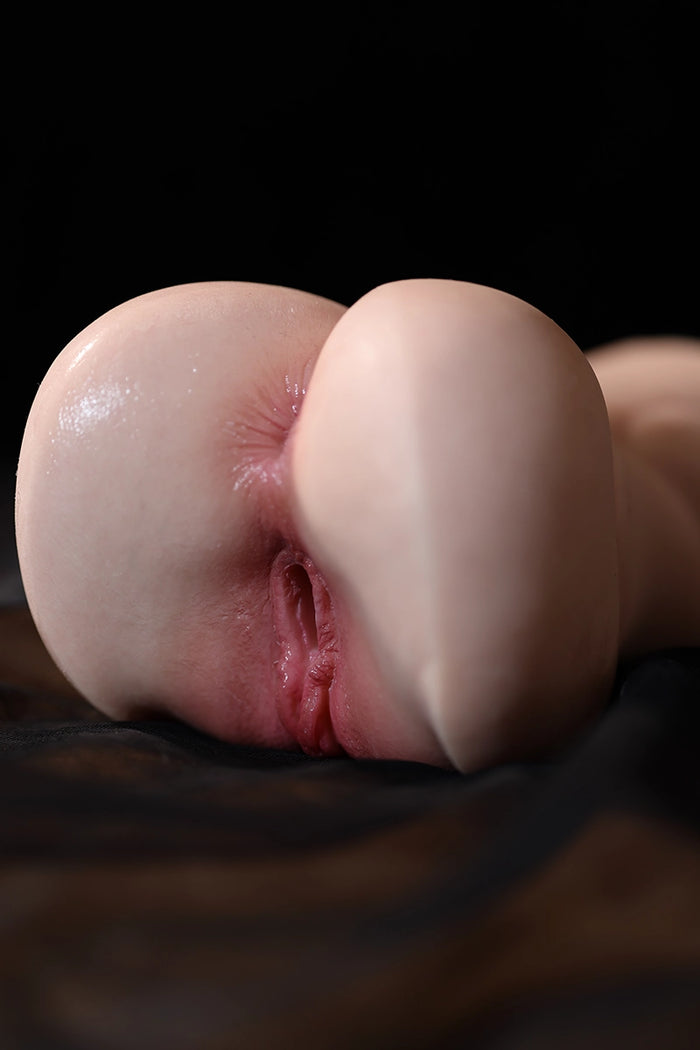 Isabelle: 1,18kg schwere ergonomische Silikon Vagina