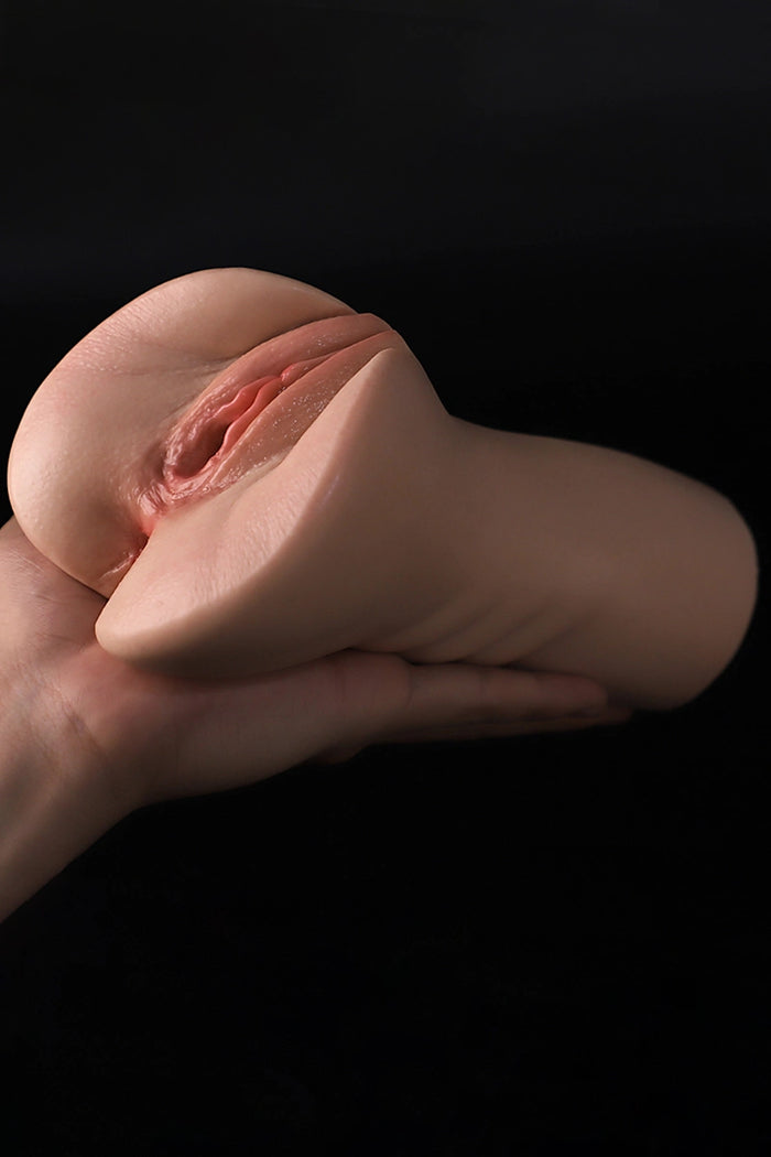Molly: 680g schwere tragbare realistische Silikon Vagina