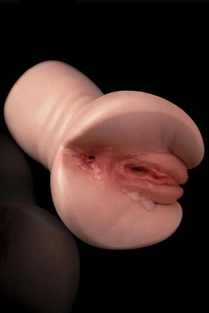 Molly: 680g schwere tragbare realistische Silikon Vagina