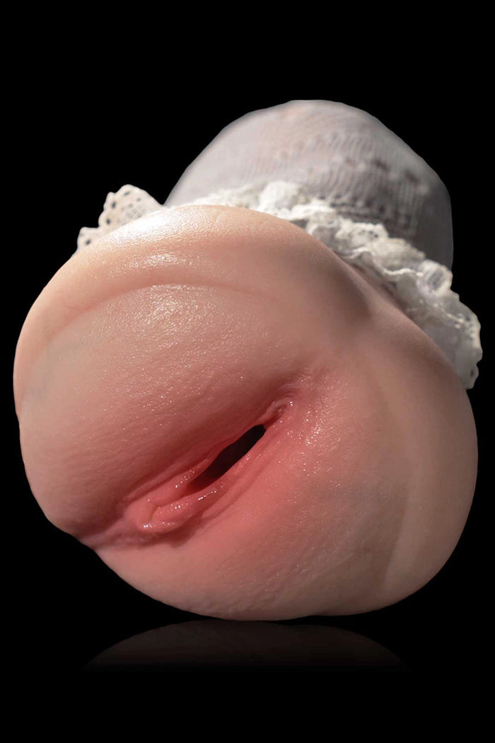 Riley: 700g schwere realistische Pocket Pussy aus Vollsilikon
